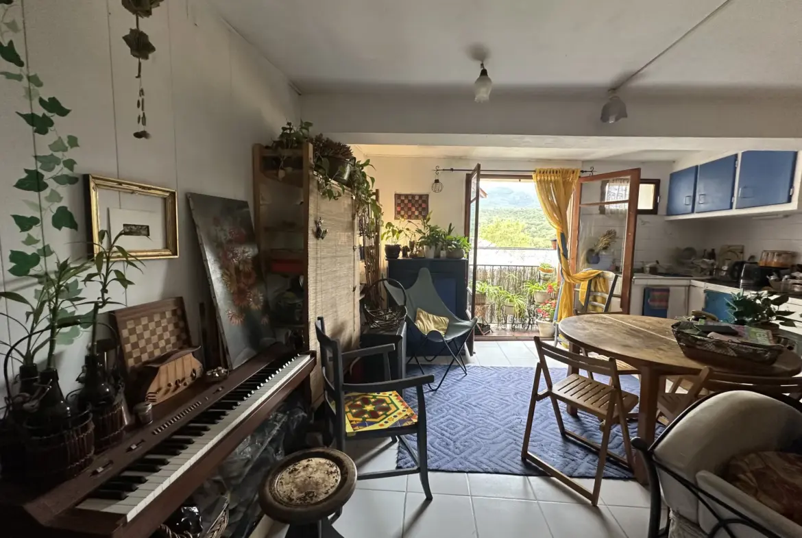 Maison de village à rénover à Maureillas - 75 m² 