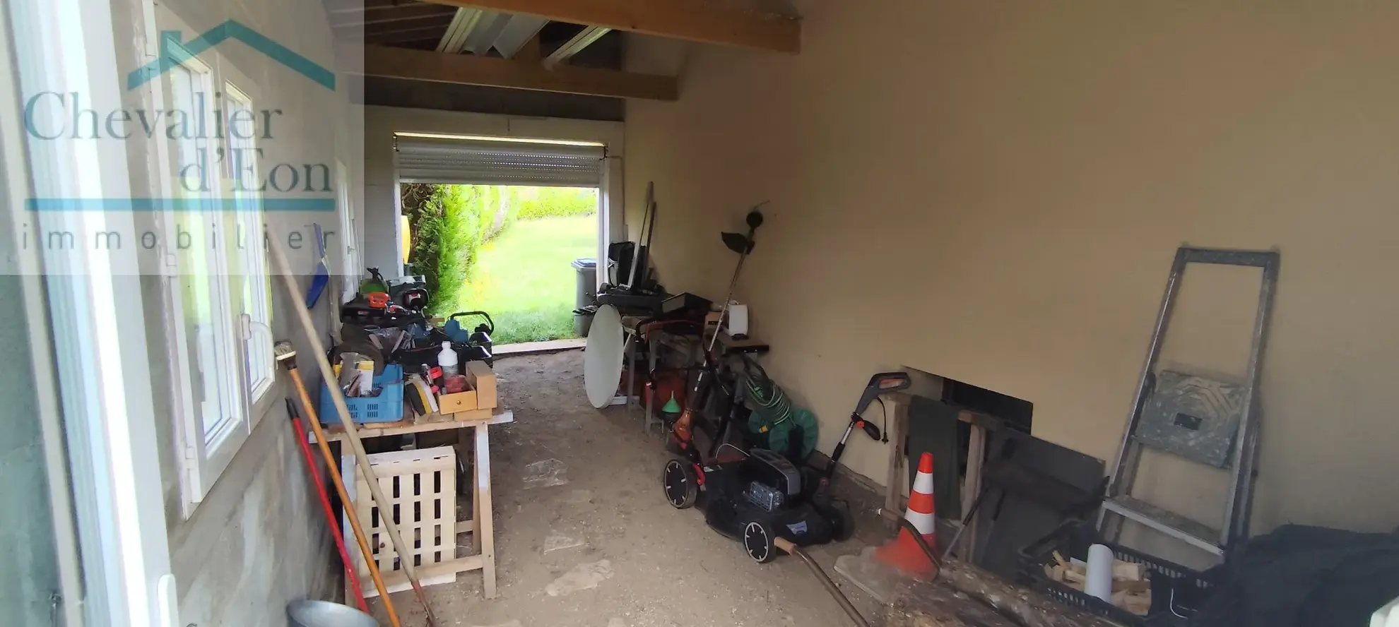 Pavillon traditionnel à Censy avec jardin et sous-sol total 