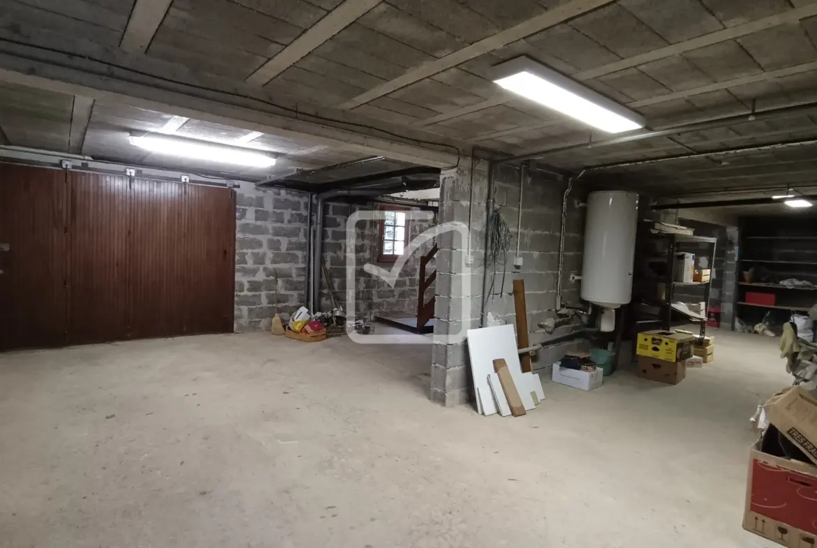 Maison à vendre dans un quartier résidentiel calme à Sarliac sur l'Isle 