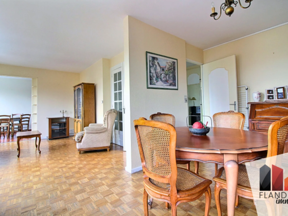 Appartement T4 77,27 m² avec balcon à Oullins Pierre-Bénite 