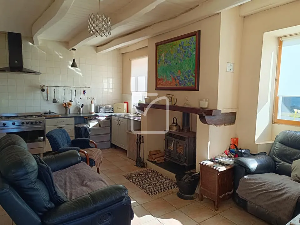 Maison 3 chambres sur grand terrain de 4765 m² à Illifaut 