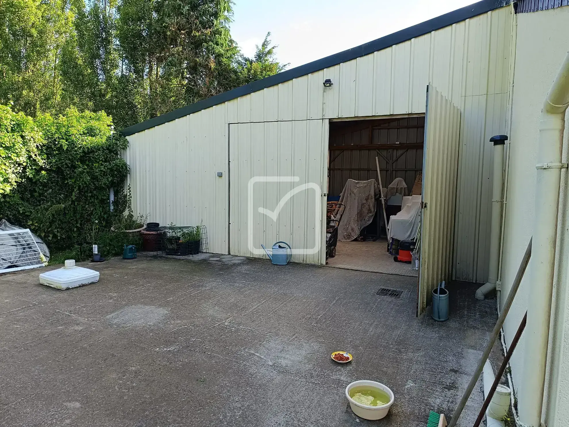 Maison 3 chambres sur grand terrain de 4765 m² à Illifaut 