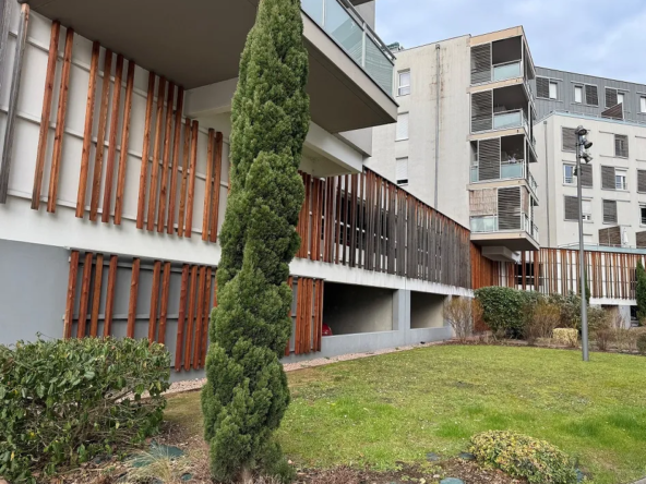 Studio lumineux à Strasbourg près de l'École d'Architecture 