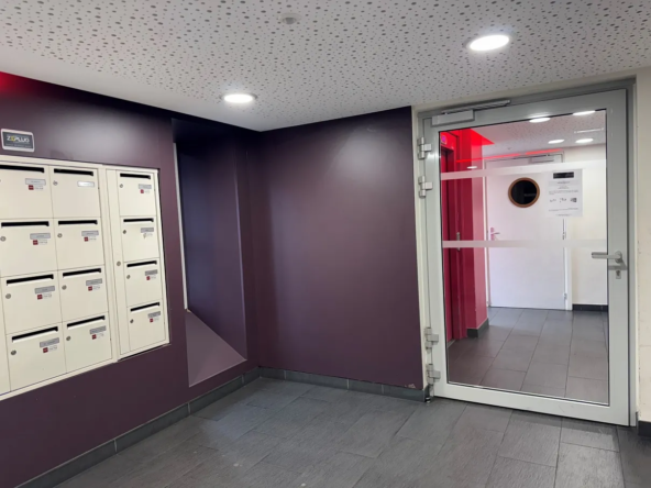 Studio lumineux à Strasbourg près de l'École d'Architecture 