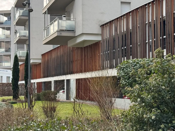 Studio lumineux à Strasbourg près de l'École d'Architecture 