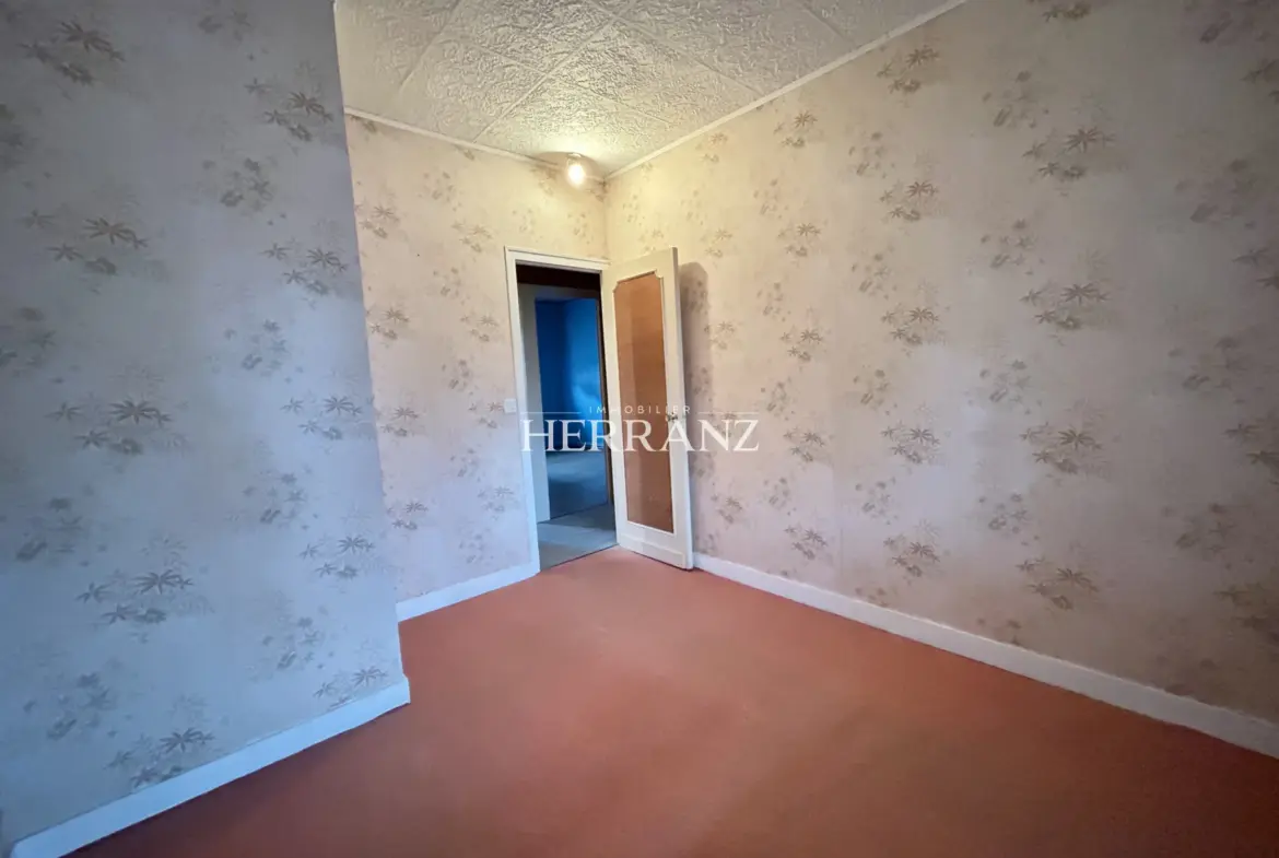 Maison à vendre à Libourne - 4 pièces avec cour et atelier 