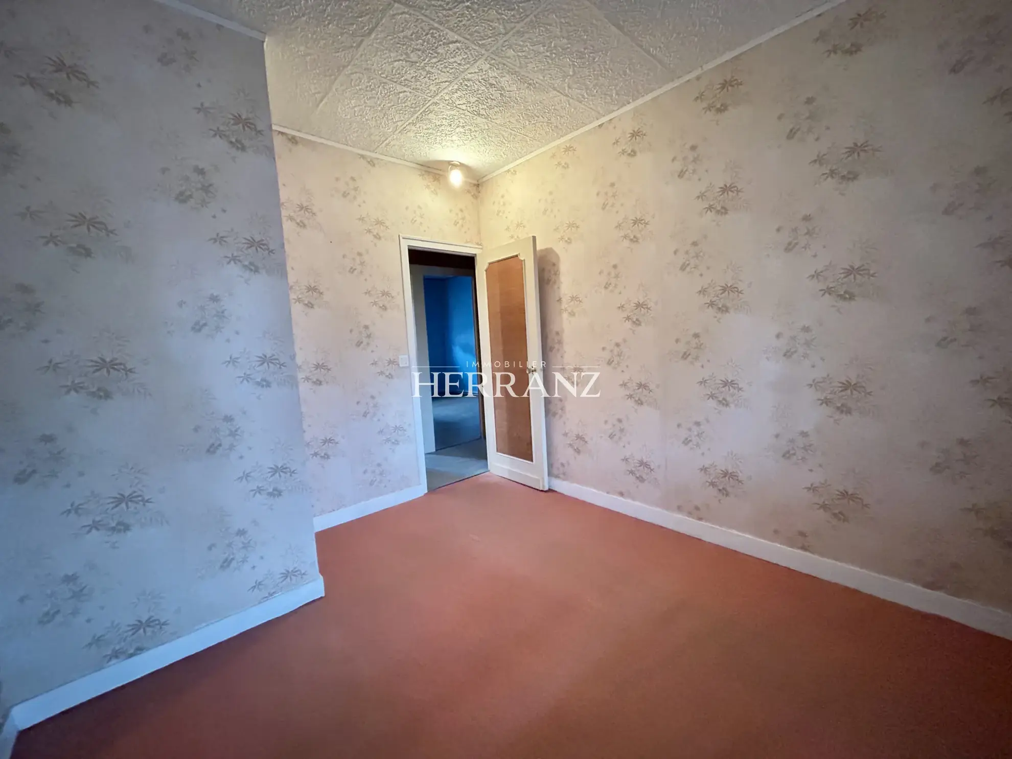 Maison à vendre à Libourne - 4 pièces avec cour et atelier 