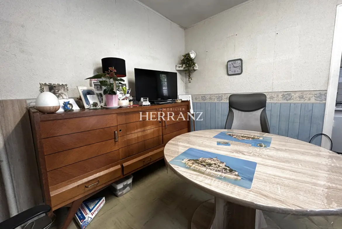 Maison à vendre à Libourne - 4 pièces avec cour et atelier 