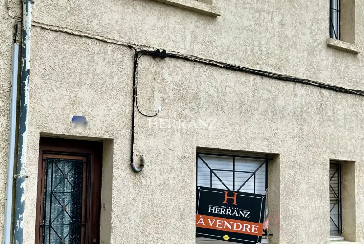 Maison à vendre à Libourne - 4 pièces avec cour et atelier 
