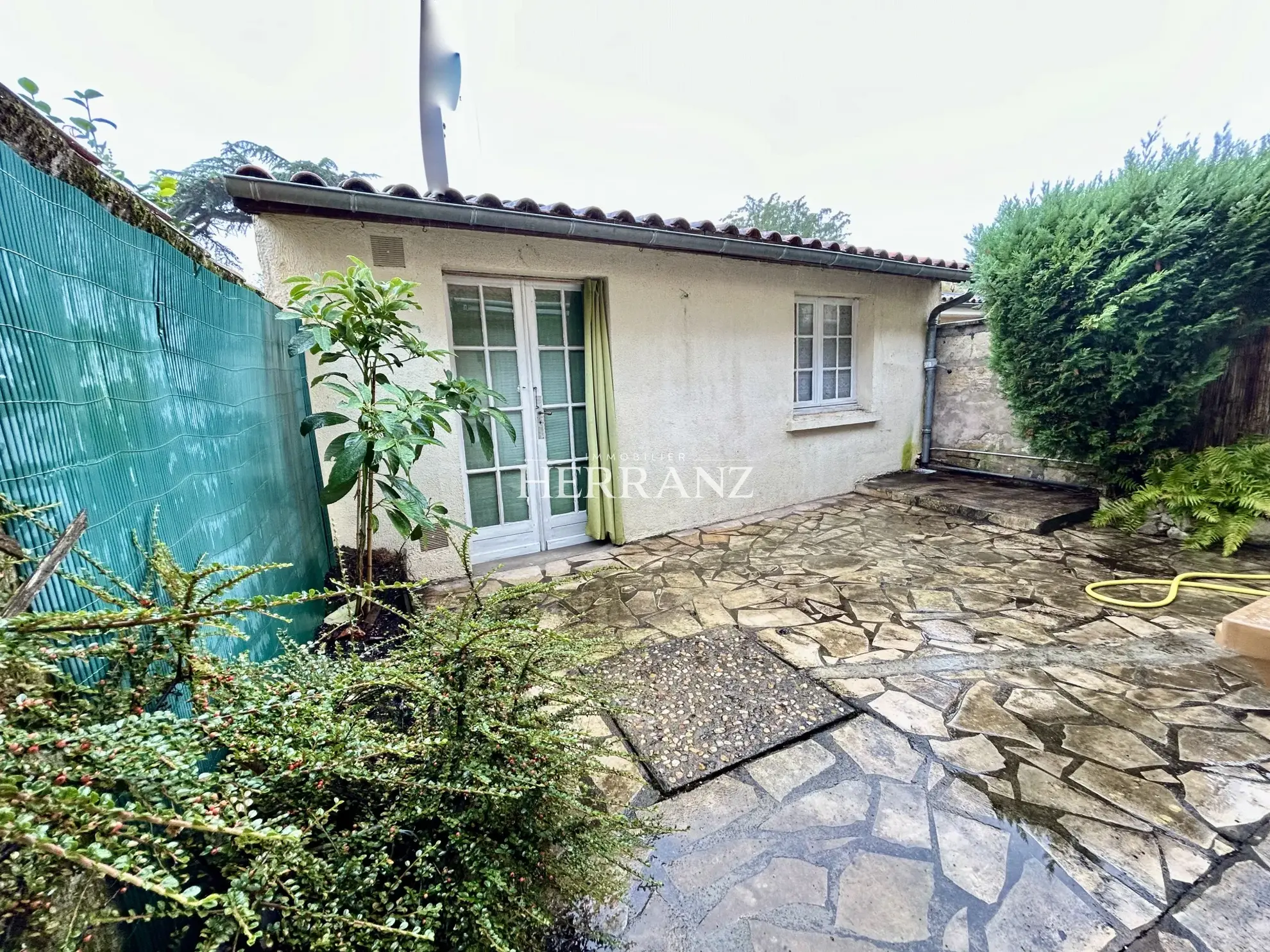 Maison à vendre à Libourne - 4 pièces avec cour et atelier 