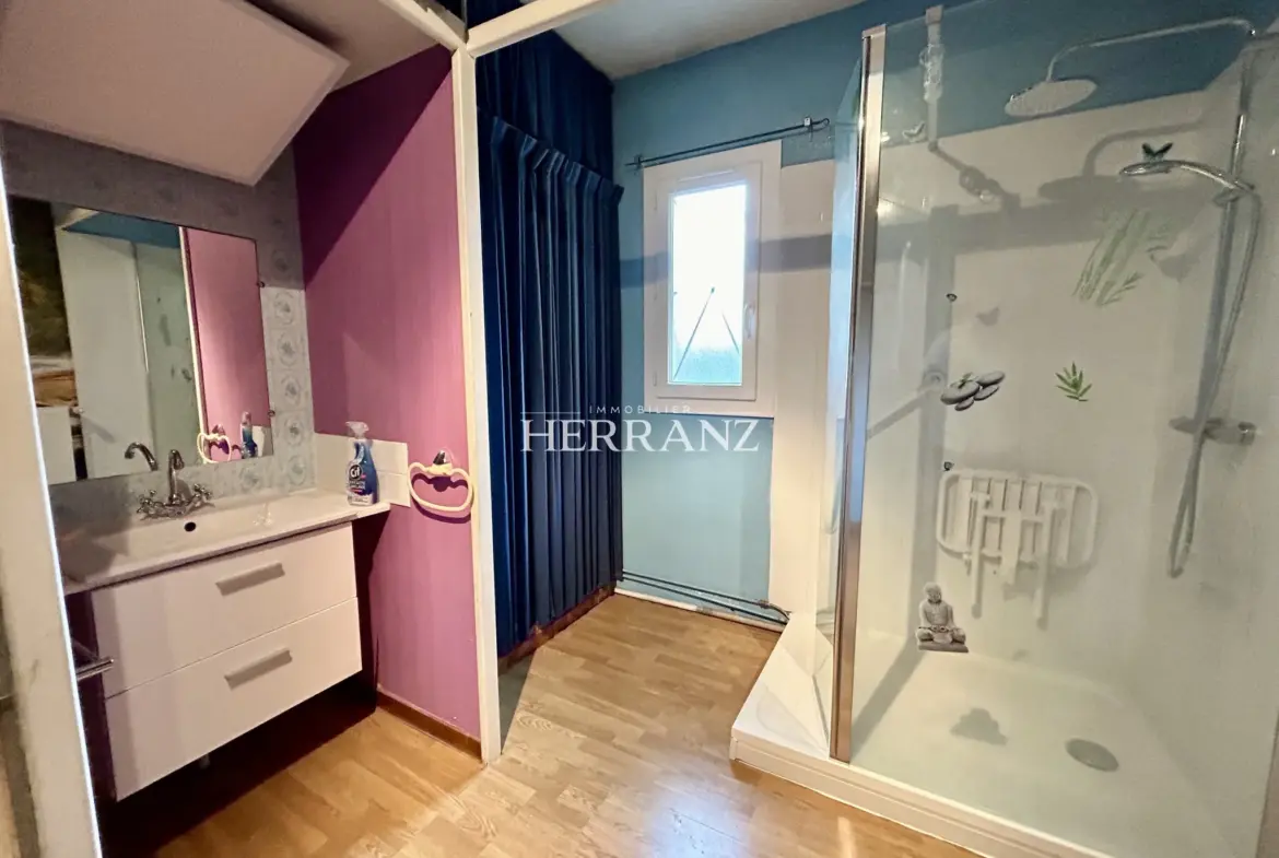 Maison à vendre à Libourne - 4 pièces avec cour et atelier 