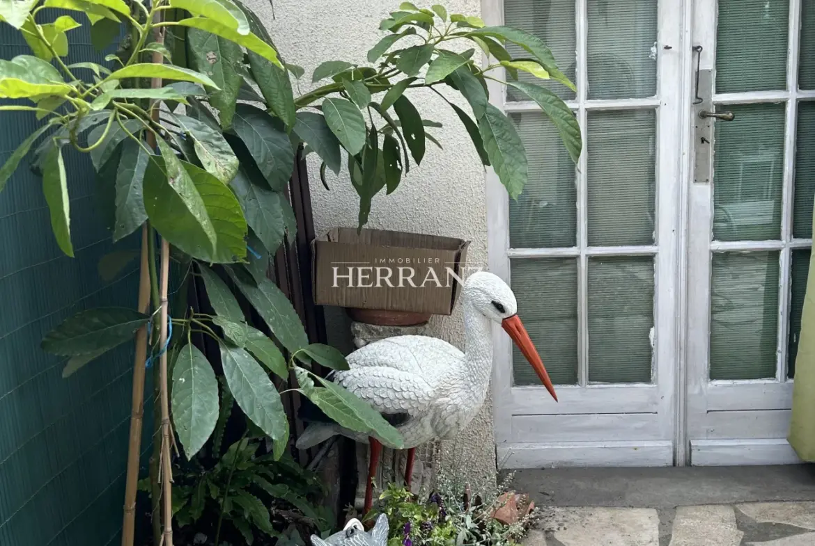Maison à vendre à Libourne - 4 pièces avec cour et atelier 