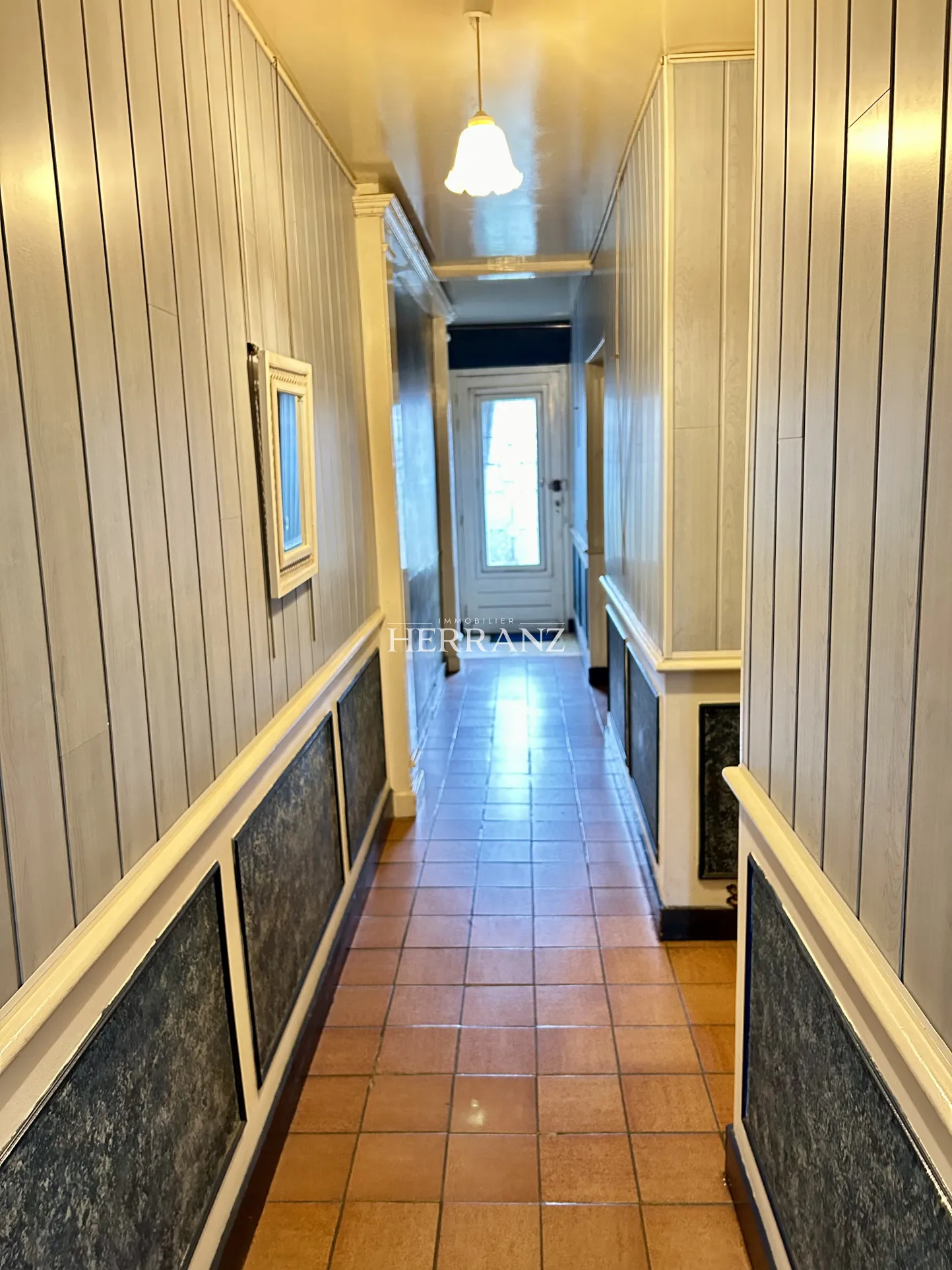Maison à vendre à Libourne - 4 pièces avec cour et atelier 