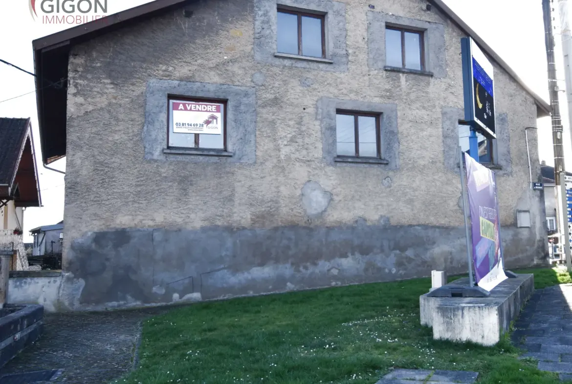 Maison Mitoyenne ou Appartement Duplex F6 Brut de 145 m² avec Jardin Privatif à Nommay 