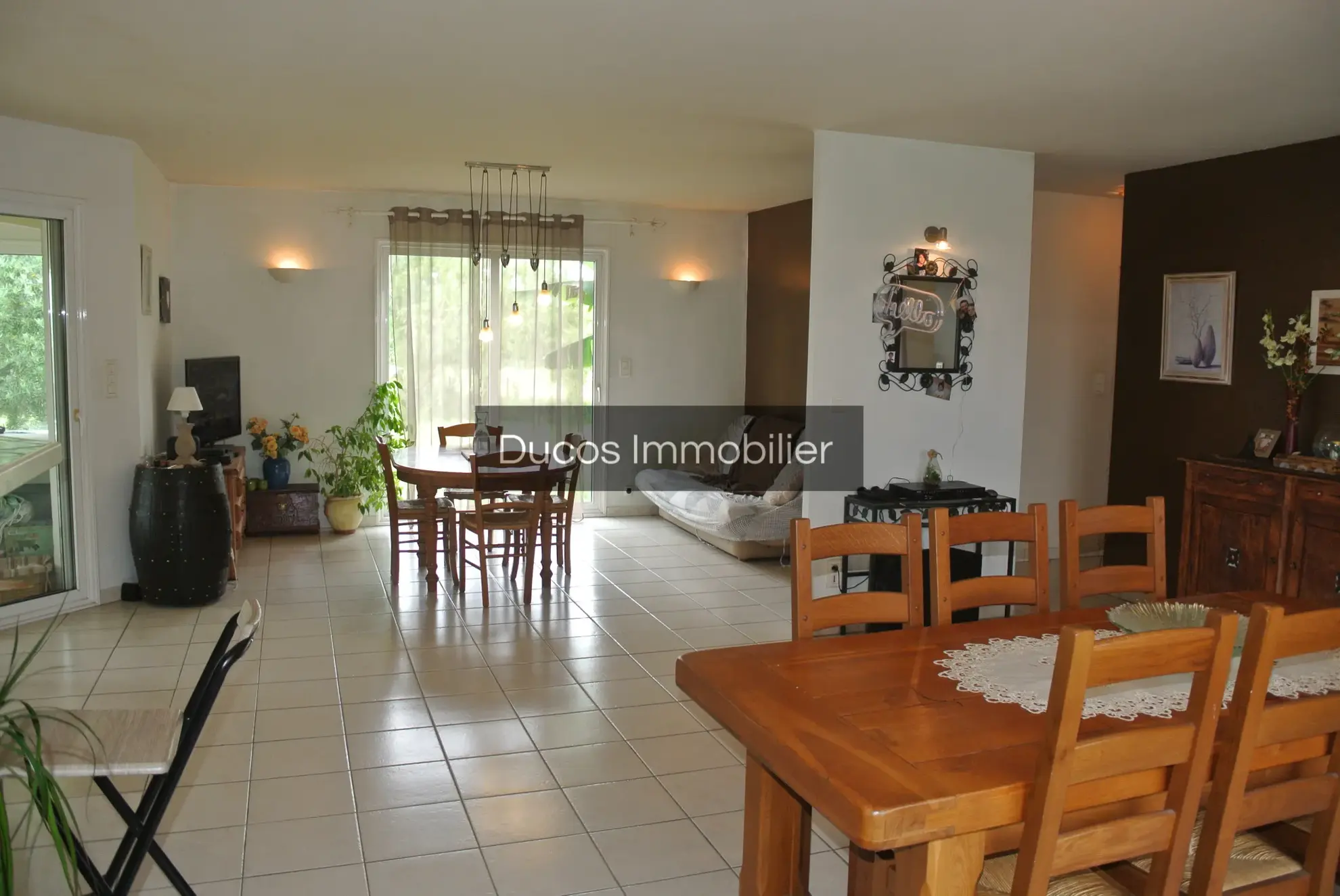 Maison à vendre à Miramont de Guyenne - 4 357 m² 