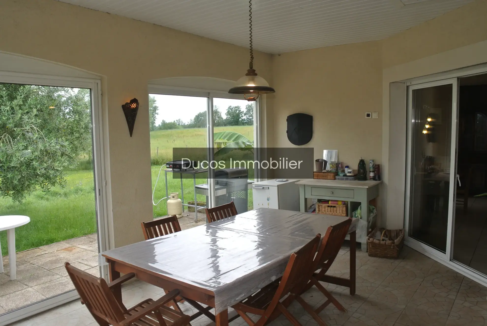 Maison à vendre à Miramont de Guyenne - 4 357 m² 