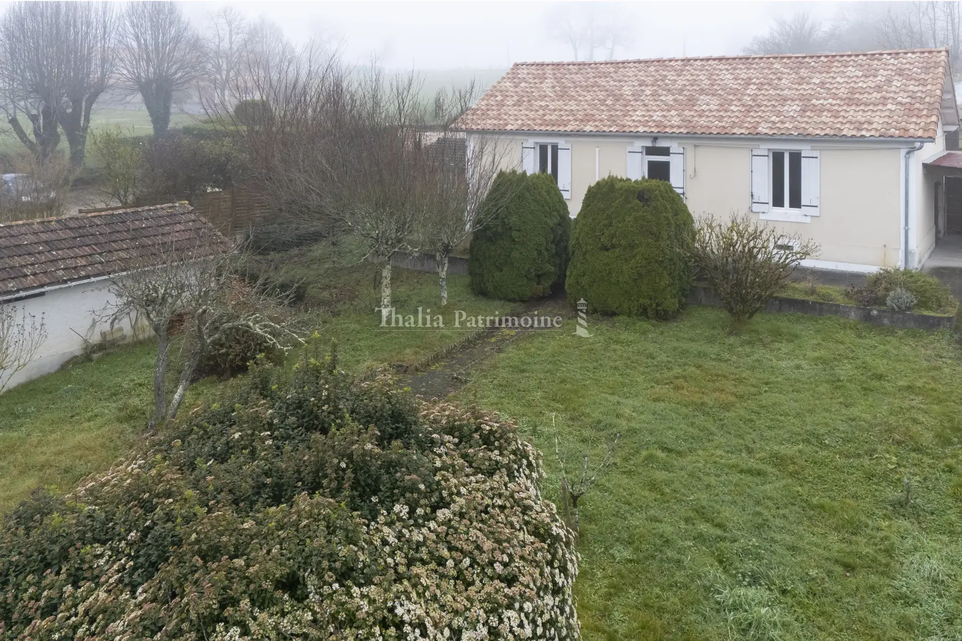 Maison agréable avec jardin à Ribérac 