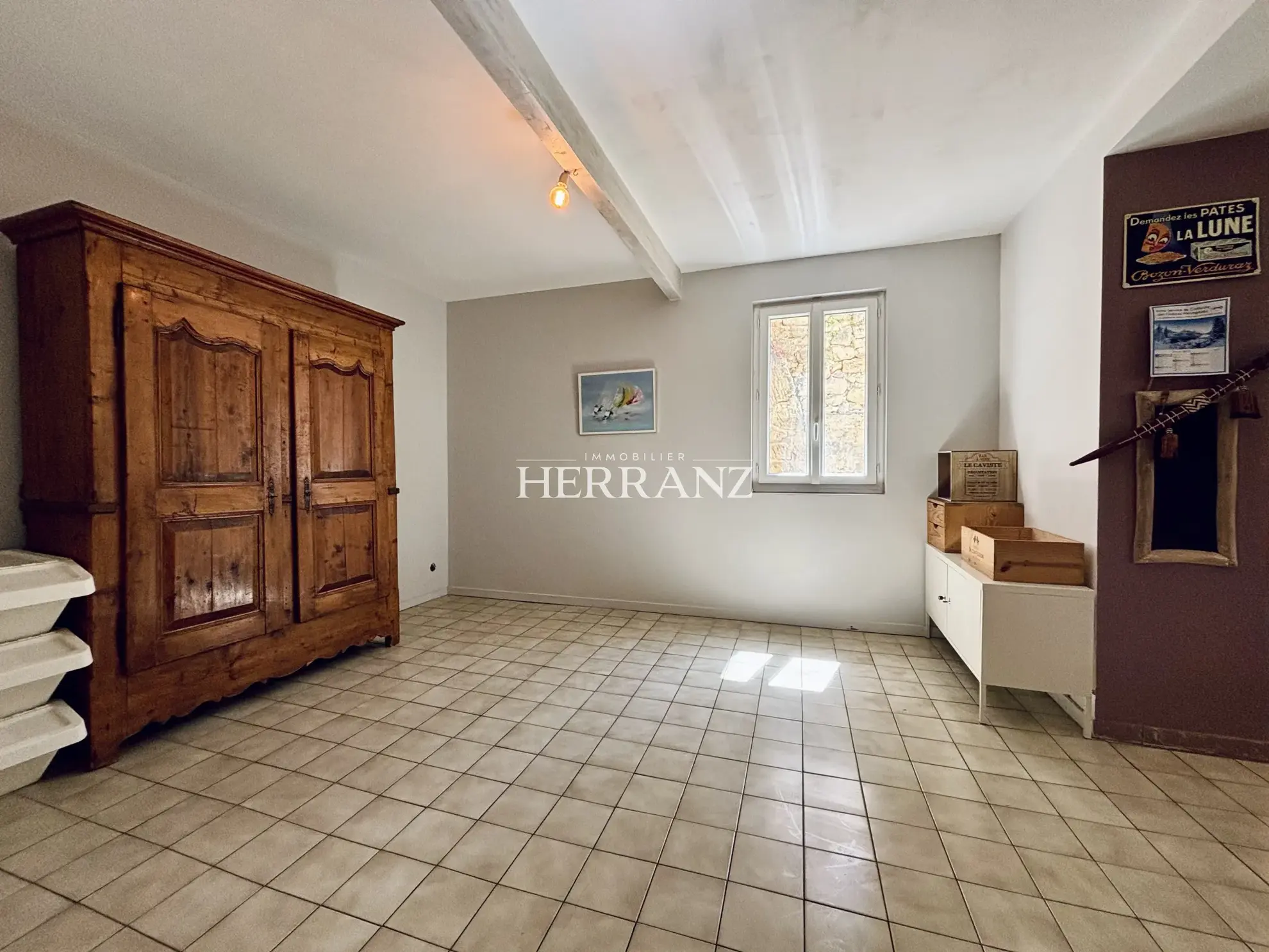 Maison en pierre de 160 m² avec 3 chambres à Saint-Germain du Puch 