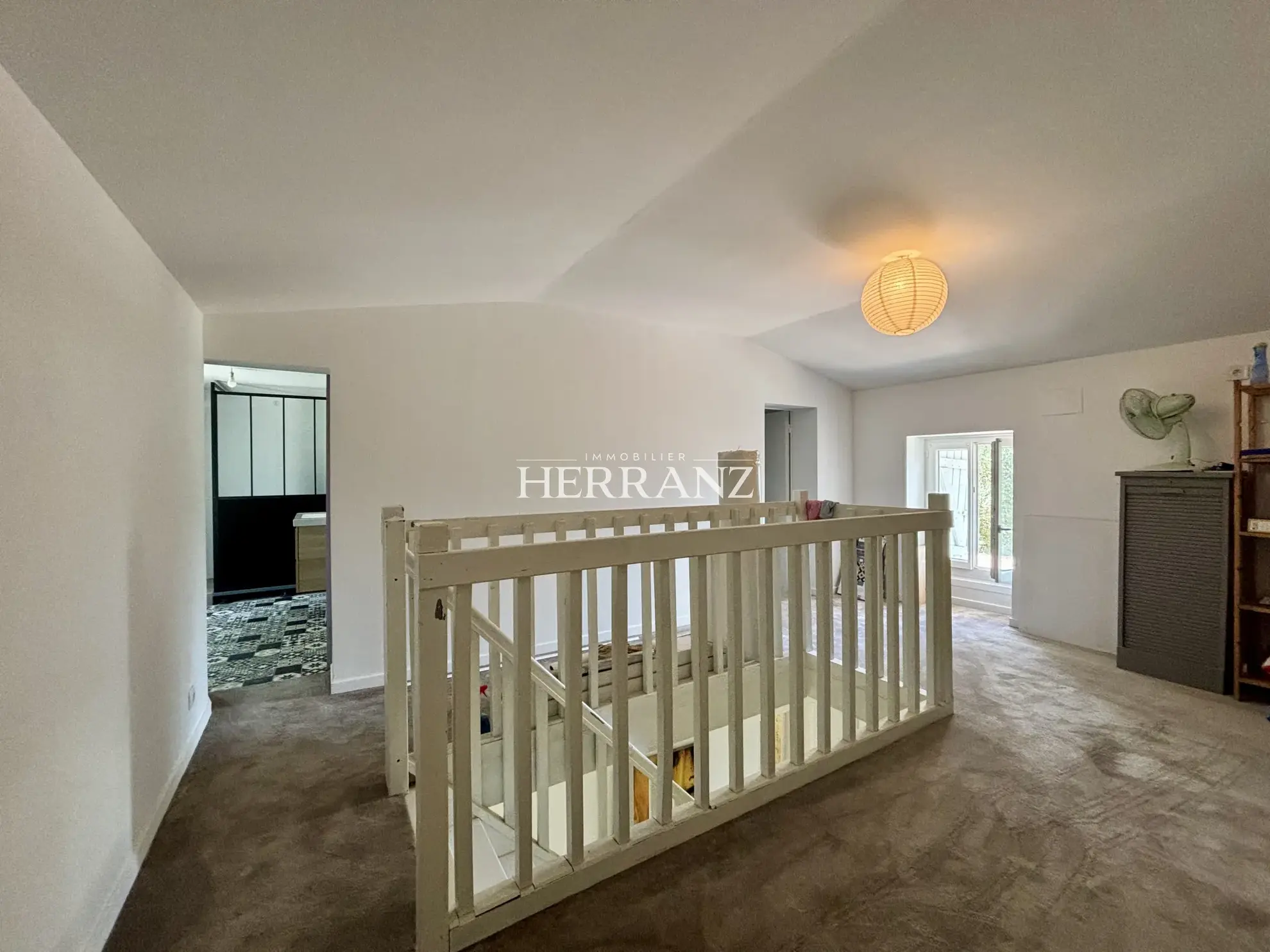 Maison en pierre de 160 m² avec 3 chambres à Saint-Germain du Puch 