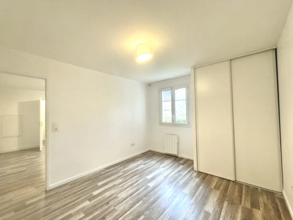 T2 à vendre 41,27 m² avec terrasse à CHELLES, proche centre ville 