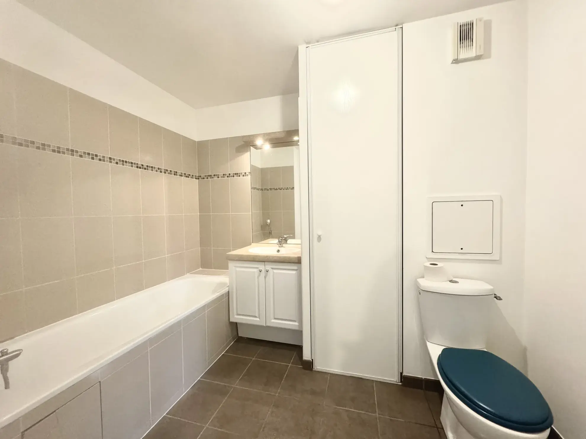 T2 à vendre 41,27 m² avec terrasse à CHELLES, proche centre ville 