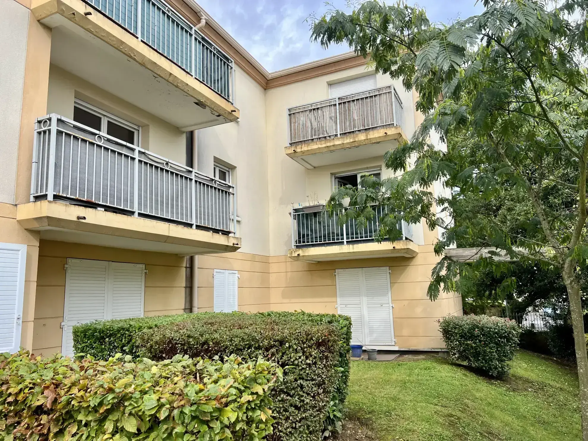 T2 à vendre 41,27 m² avec terrasse à CHELLES, proche centre ville 