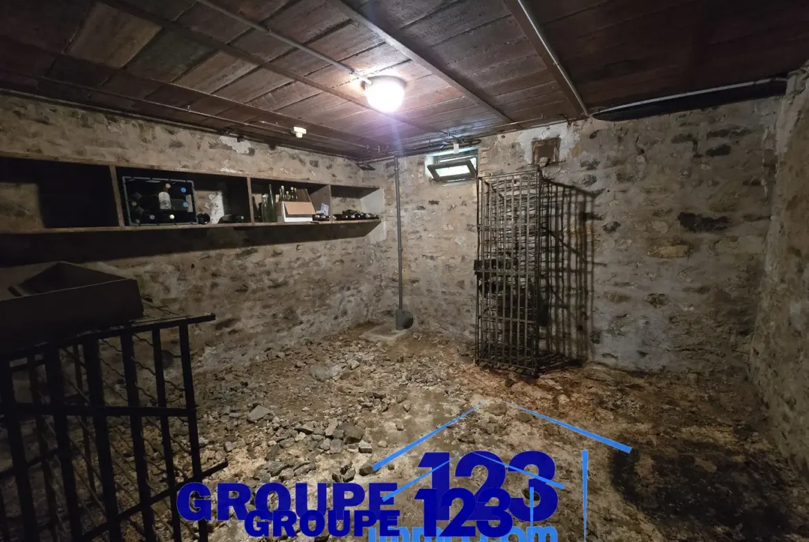 Maison rénovée à Toucy, Bourgogne - 4 chambres 
