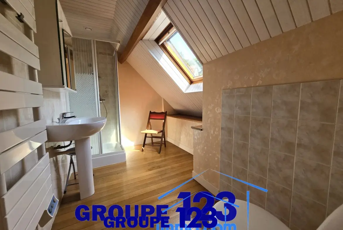 Maison rénovée à Toucy, Bourgogne - 4 chambres 