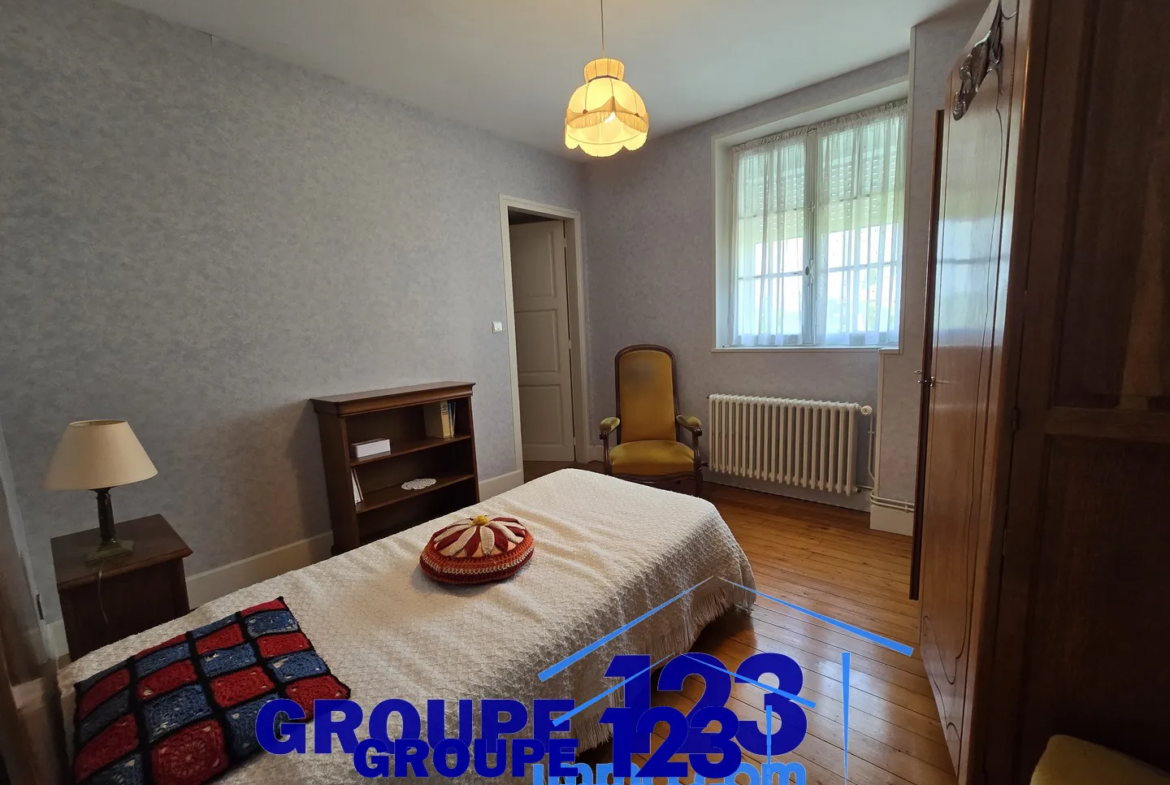 Maison rénovée à Toucy, Bourgogne - 4 chambres 