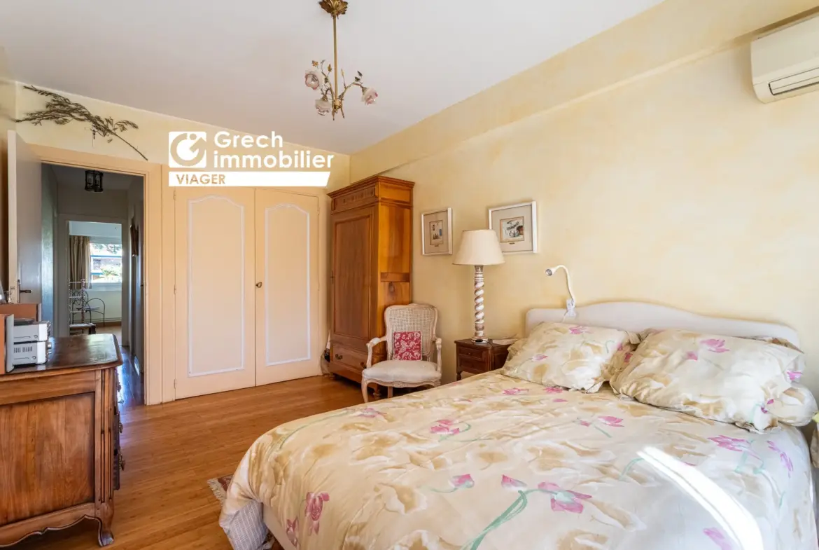 Vente Viager Occupé - Grand T4 de 111 m² à Toulon Petit Bois/Lamalgue 