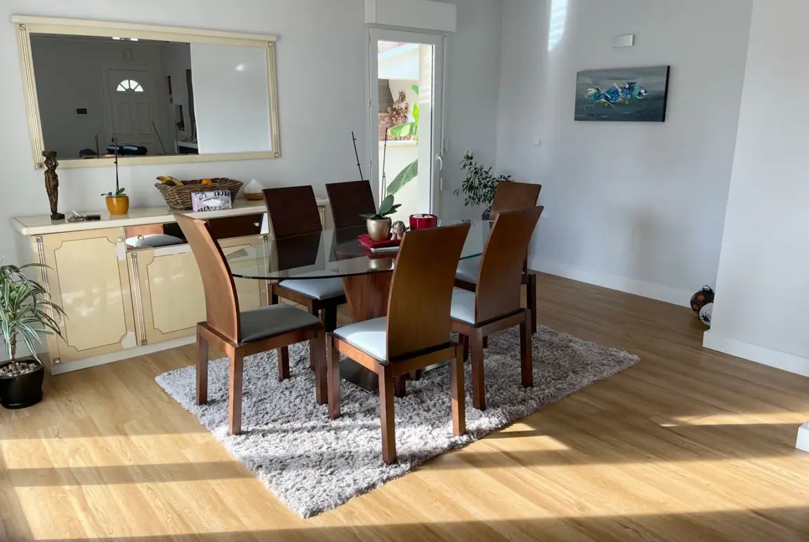 À vendre : Maison de 3 chambres à Landiras - 90 m² 