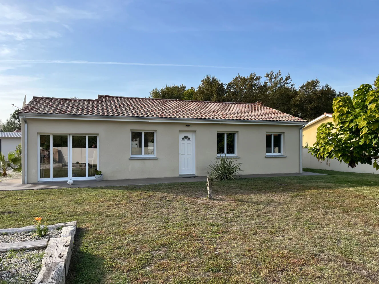 À vendre : Maison de 3 chambres à Landiras - 90 m² 