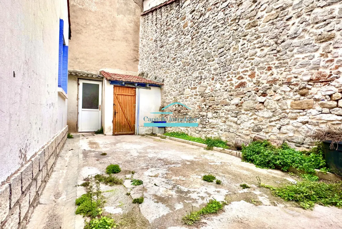 Maison plain-pied T3 à vendre à Mireval, 70 m² sur terrain de 258 m². 