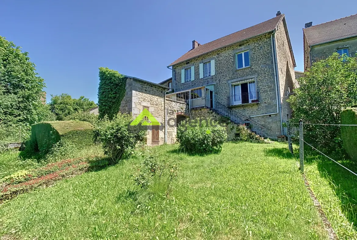Grande Maison de Village à Franseches - 9 Pièces, 216 m² 