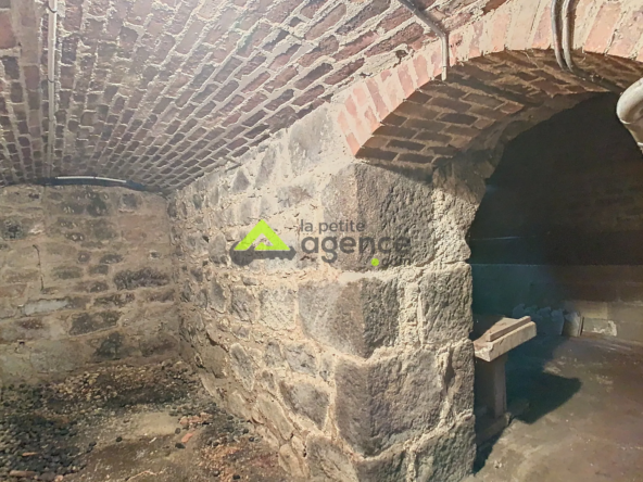 Grande Maison de Village à Franseches - 9 Pièces, 216 m² 