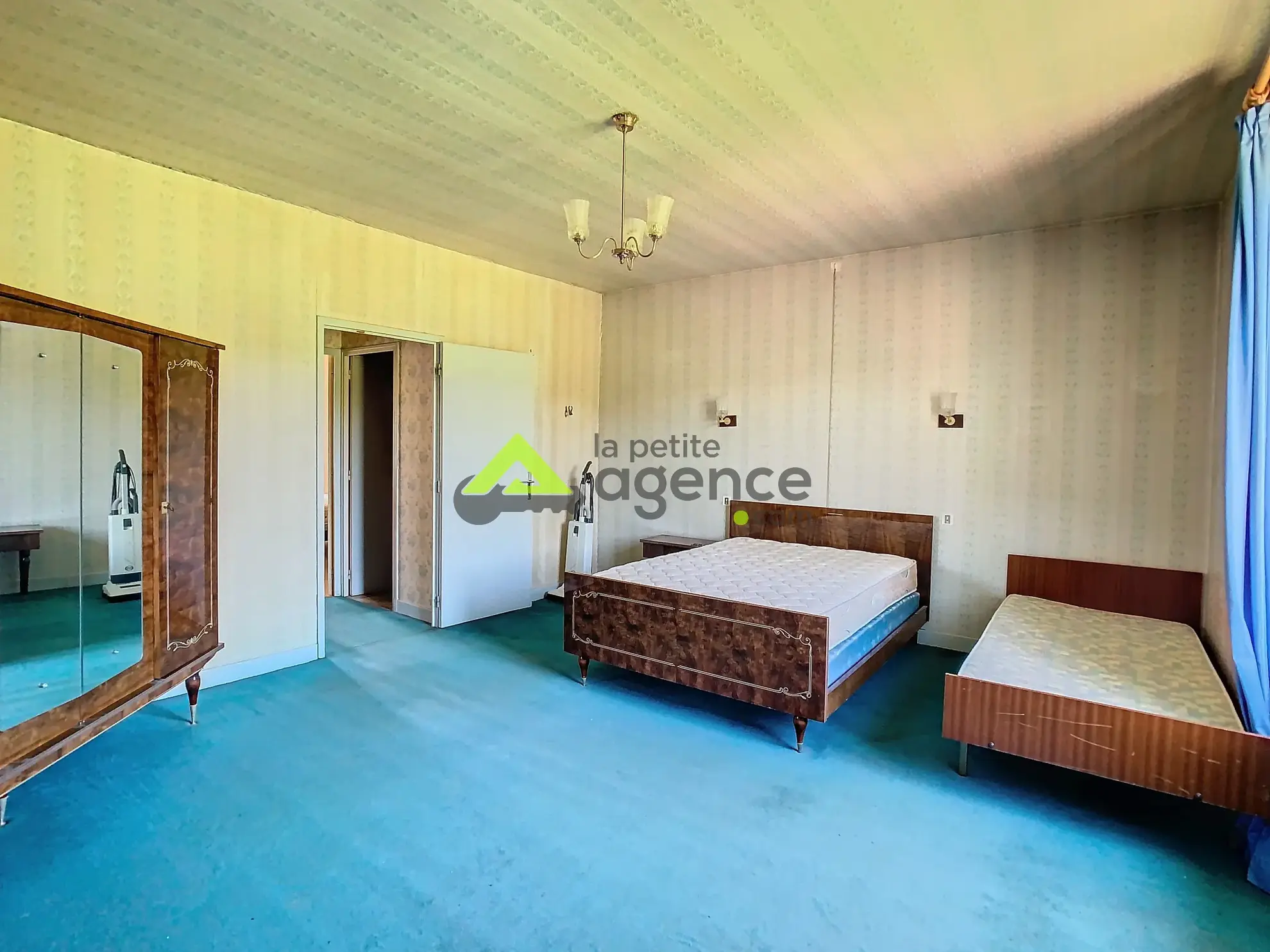 Grande Maison de Village à Franseches - 9 Pièces, 216 m² 