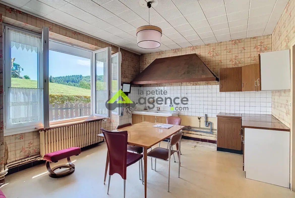 Grande Maison de Village à Franseches - 9 Pièces, 216 m² 