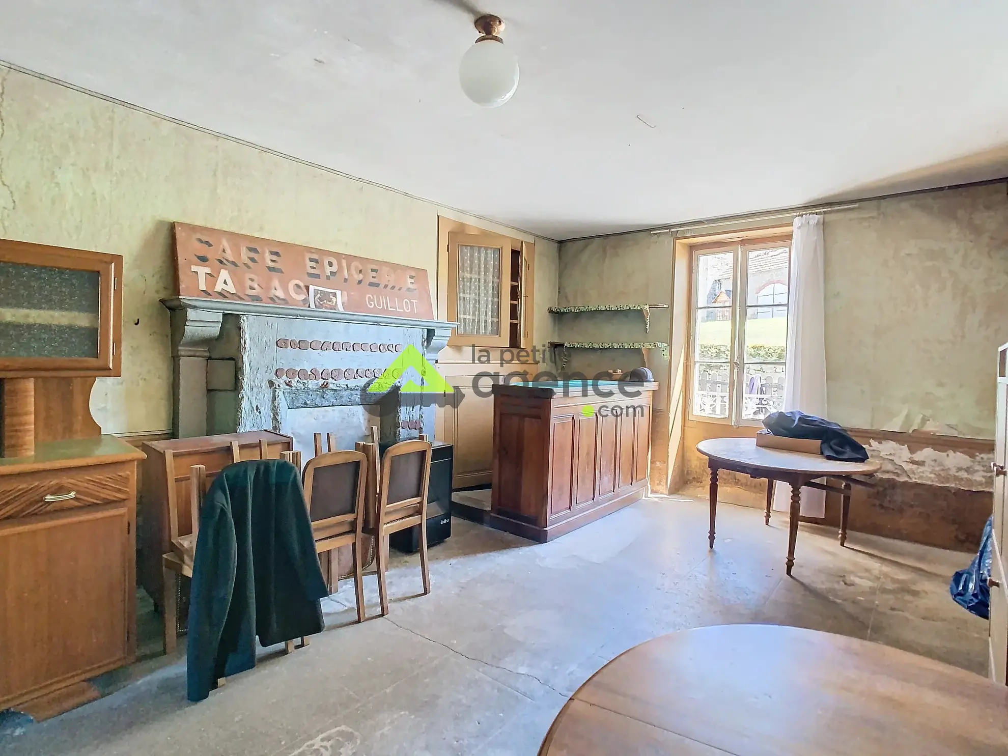 Grande Maison de Village à Franseches - 9 Pièces, 216 m² 
