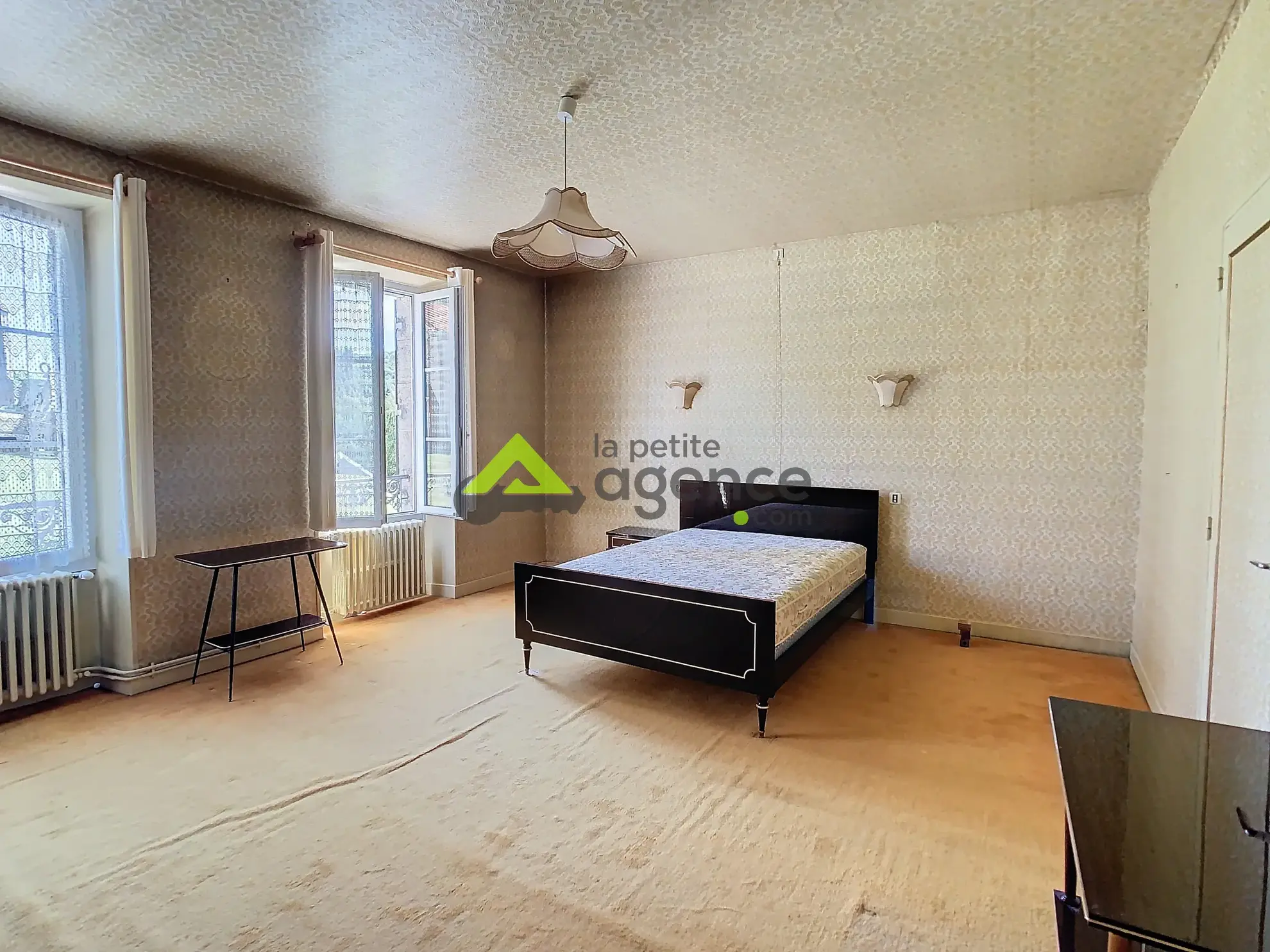 Grande Maison de Village à Franseches - 9 Pièces, 216 m² 