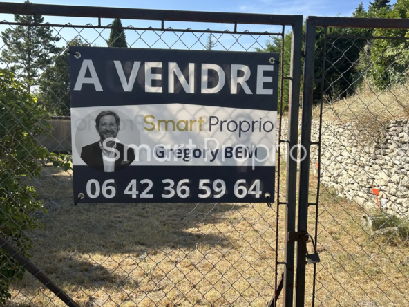 Terrain constructible de 456m2 à Montségur-sur-Lauzon