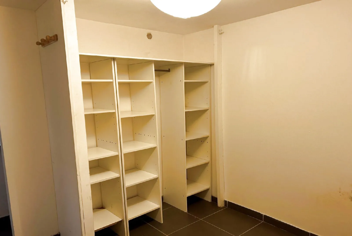 Vente appartement rénové 31.5 m² à Pourrières - 107 000 € 