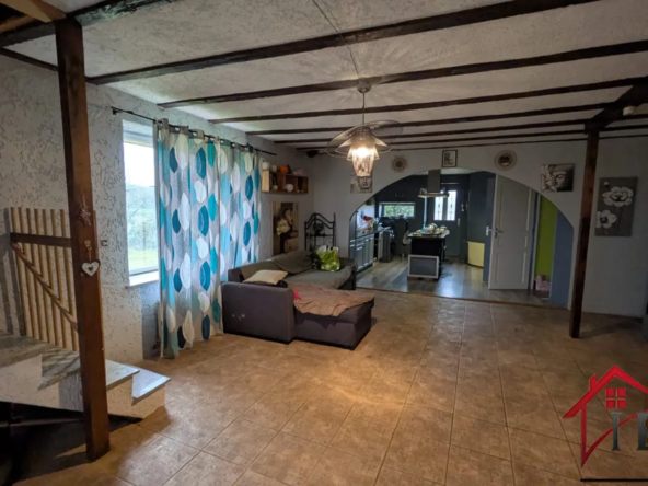 Fermette à rénover à Beauvernois - 138 m² sur 6600 m² de terrain 