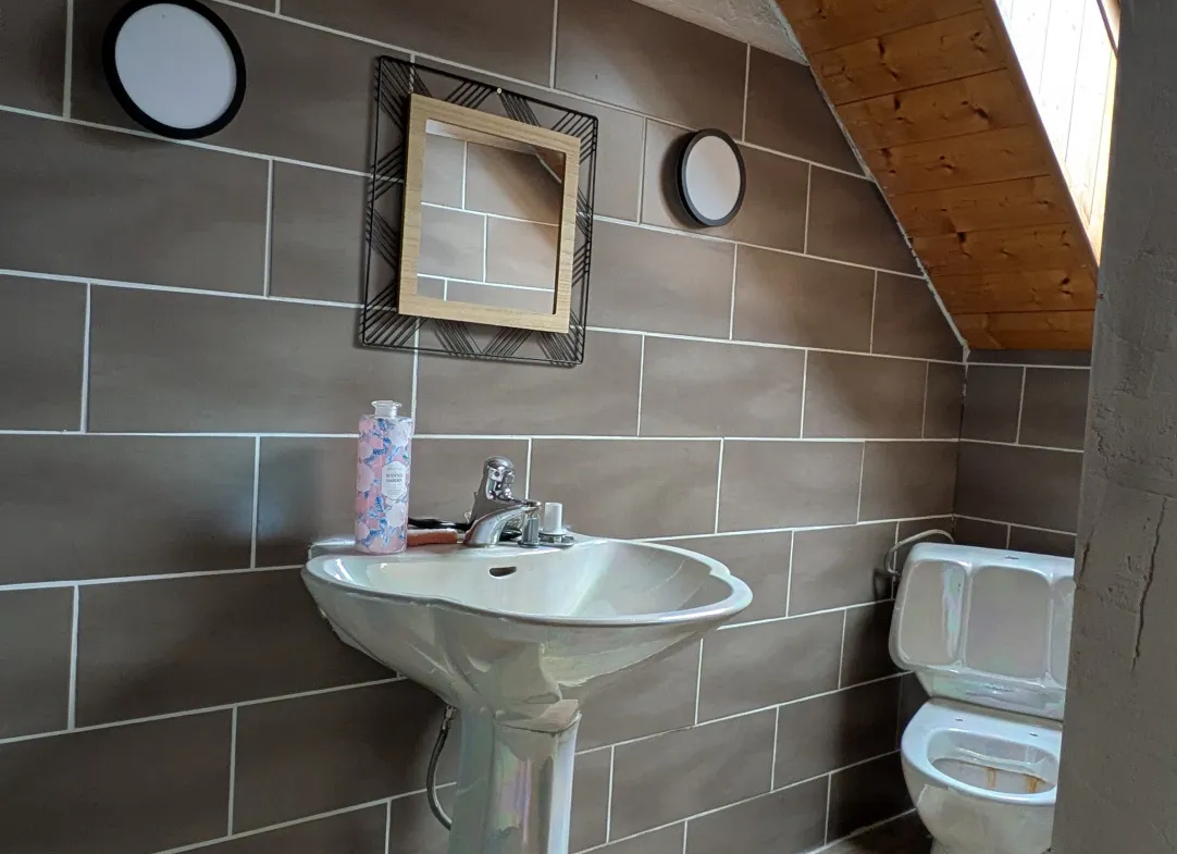 Fermette à rénover à Beauvernois - 138 m² sur 6600 m² de terrain 
