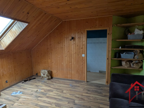 Fermette à rénover à Beauvernois - 138 m² sur 6600 m² de terrain 