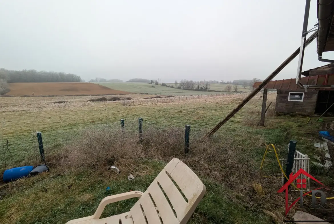 Fermette à rénover à Beauvernois - 138 m² sur 6600 m² de terrain 