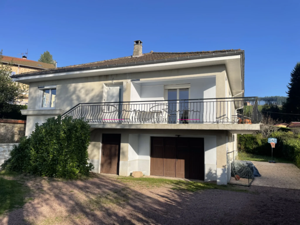Maison rénovée avec jardin à Cours-la-Ville 