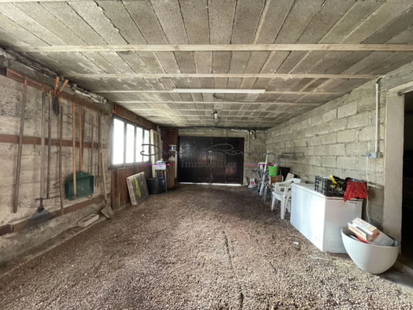 Maison rénovée avec jardin à Cours-la-Ville 