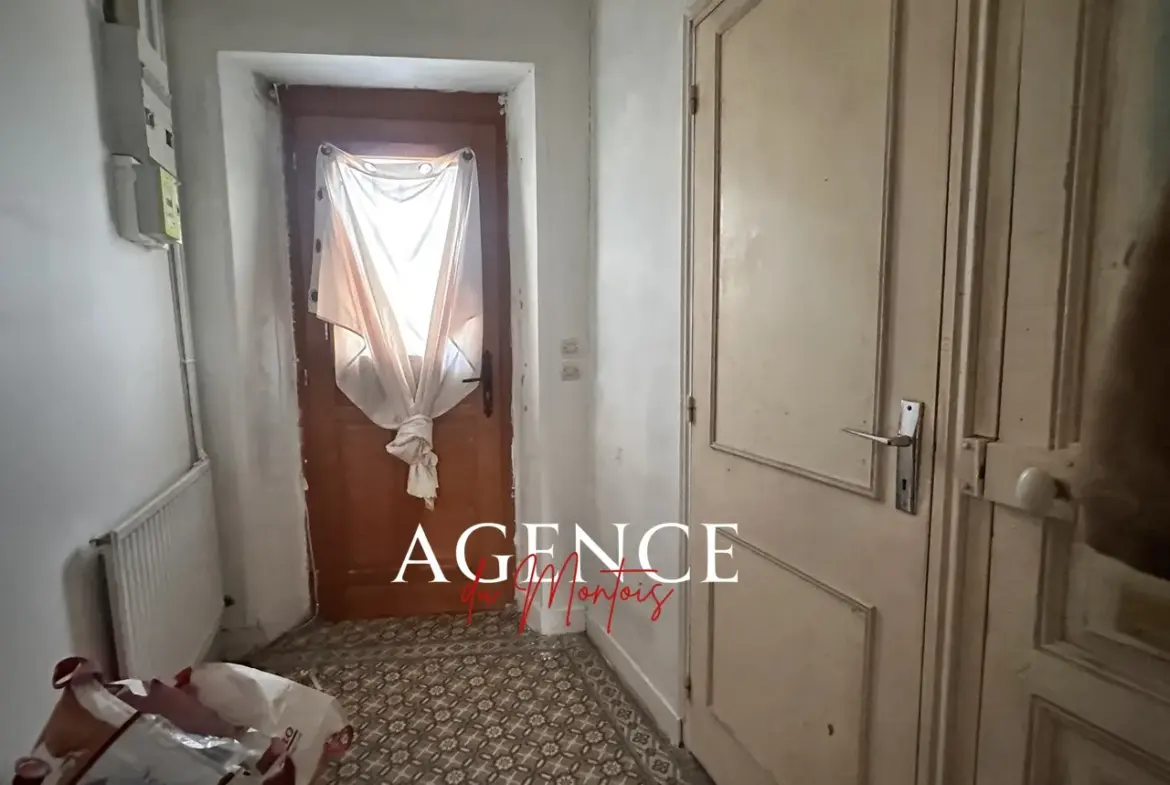 Maison de Village à Rénover à Donnemarie Dontilly 