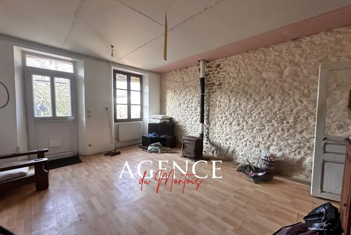 Maison de Village à Rénover à Donnemarie Dontilly 