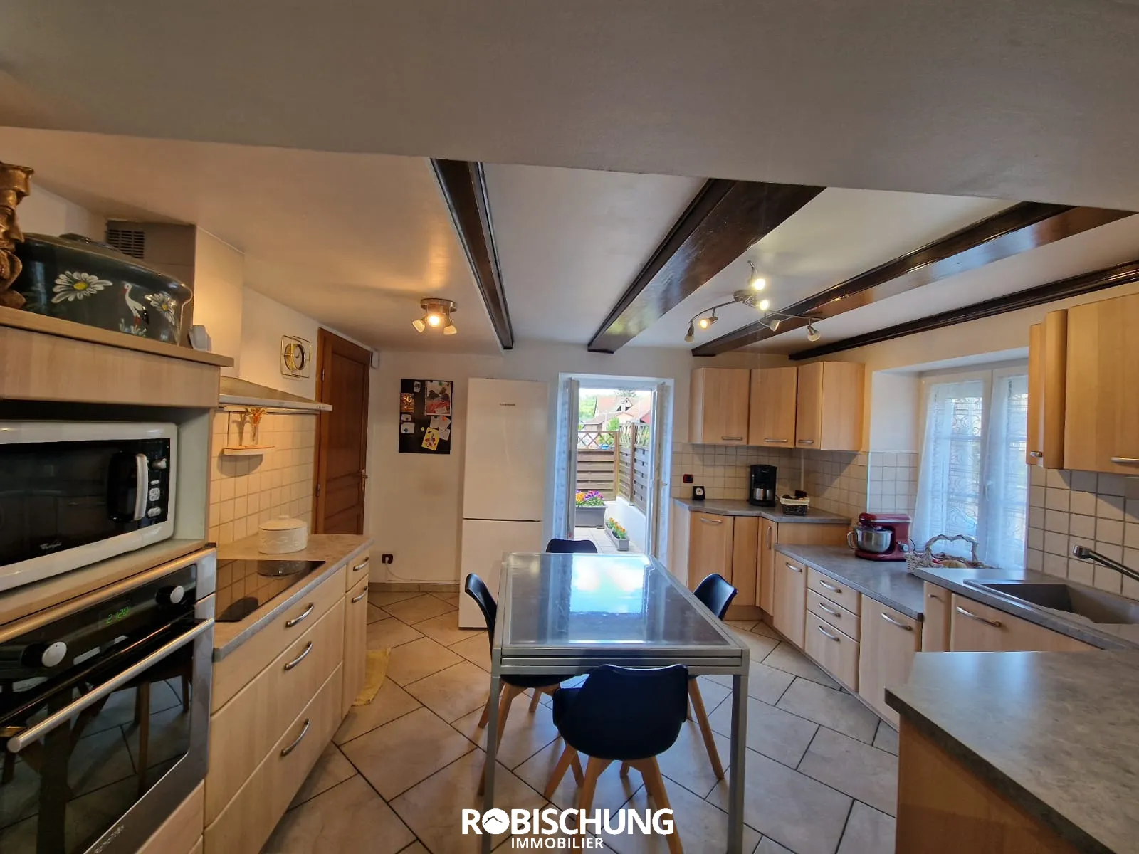 À vendre : Triplex soigné à Bettendorf avec terrasse ensoleillée 